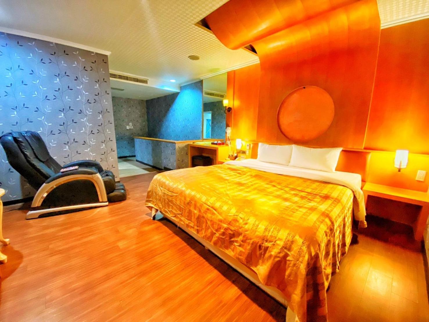 Hua Xiang Motel - Nanzih 高雄市 エクステリア 写真